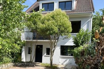 Rueil-Malmaison - maison 5 chambres, jardin, stationnement