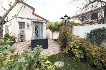 Rueil-Malmaison - maison, jardin, dépendance