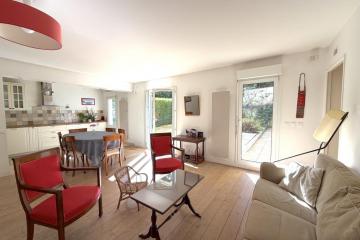 Rueil-Malmaison - Appartement rez de jardin 4ch 2 pkg coeur de ville
