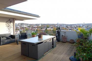 Rueil-Malmaison - Duplex 165m2, dernier étage, terrasse